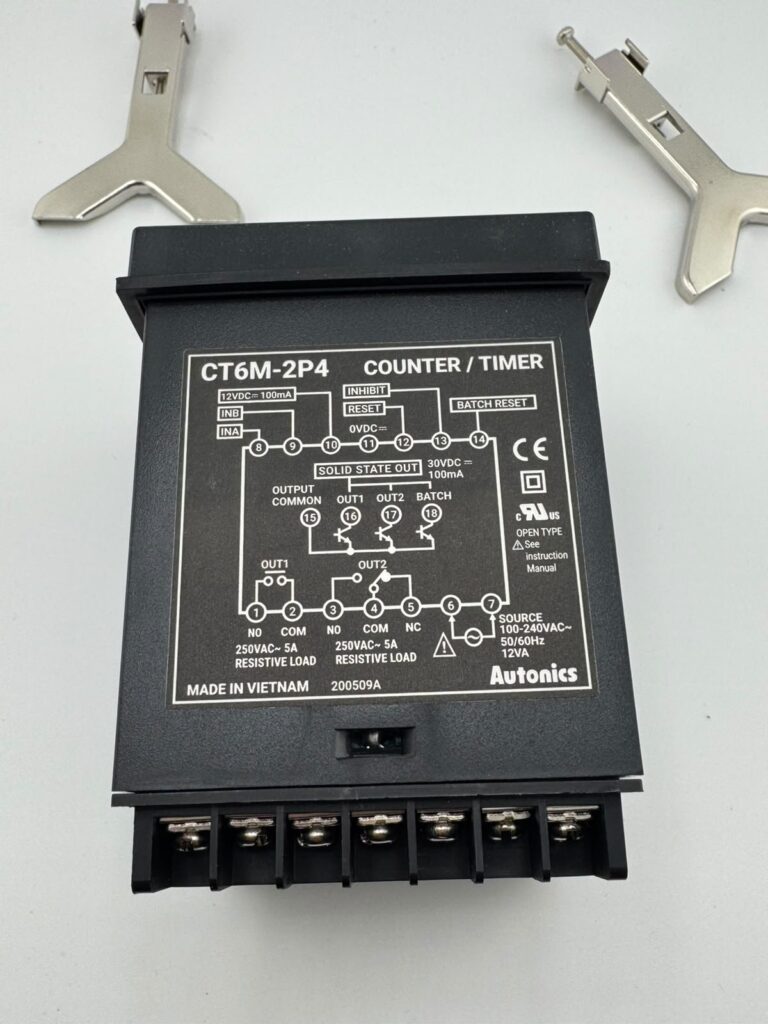 CT6M-2P4