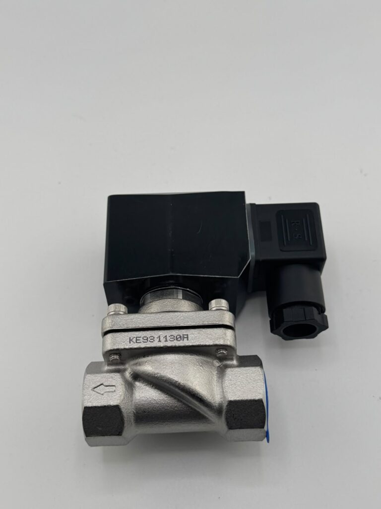VALVULA INOXIDABLE 1/2 NPT 10BAR 80C 230V 60HZ ZW-15JN